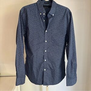 Banana Republic Slim Flex Fit Collared Shirt in Leaf Print Dark Blue, M